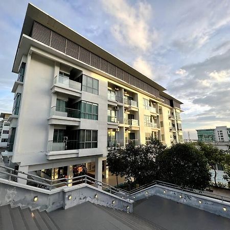 Luxury The Loft Comfort & Convenient Homestay 4 Кота Кинабалу Екстериор снимка