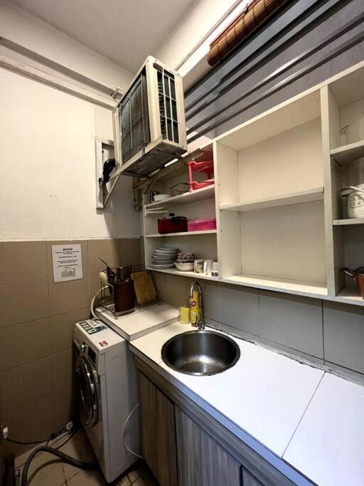 Luxury The Loft Comfort & Convenient Homestay 4 Кота Кинабалу Екстериор снимка