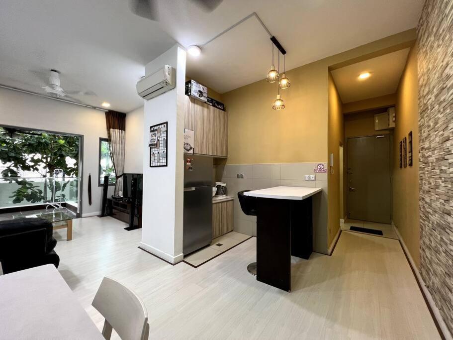 Luxury The Loft Comfort & Convenient Homestay 4 Кота Кинабалу Екстериор снимка