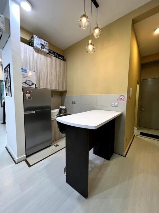 Luxury The Loft Comfort & Convenient Homestay 4 Кота Кинабалу Екстериор снимка